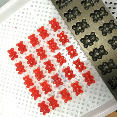 자동 부드러운 과자 기계와 함께 롤리팝과 험미 곰 과자 만드는 생산 라인