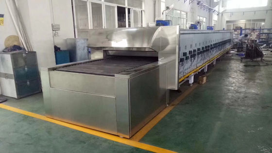 산업 빵집에서 피타 빵 튀김을 위한 사용자 친화적인 터널 오븐