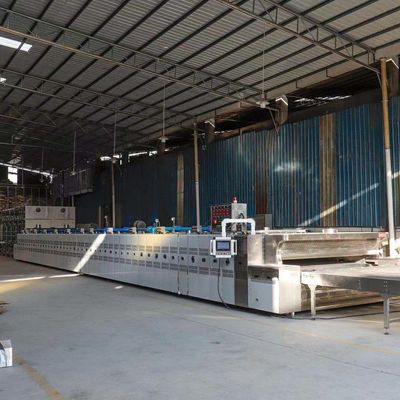 산업 빵집에서 피타 빵 튀김을 위한 사용자 친화적인 터널 오븐