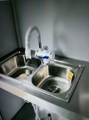 핫도그와 아이스크림 스트리트 레스토랑을 위한 3m 음식 트레일러 트럭 0-20KW