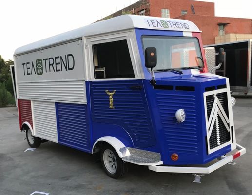 이동 도중 간식, 아이스크림 및 음료를 만드는 완전히 장착 된 식품 트럭 기계