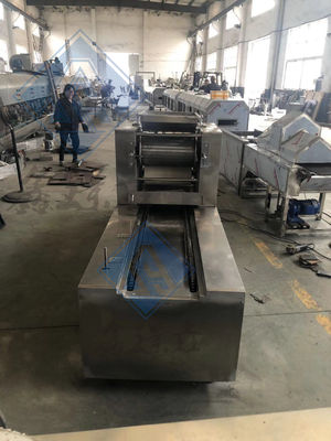 기계 기능 완전 자동 생산 라인으로 아가씨 케이크 쿠키를 만드는