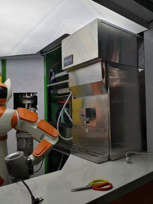 스테인리스 스틸 304 재료와 완전 자동 기능으로 아이스 큐브 메이커