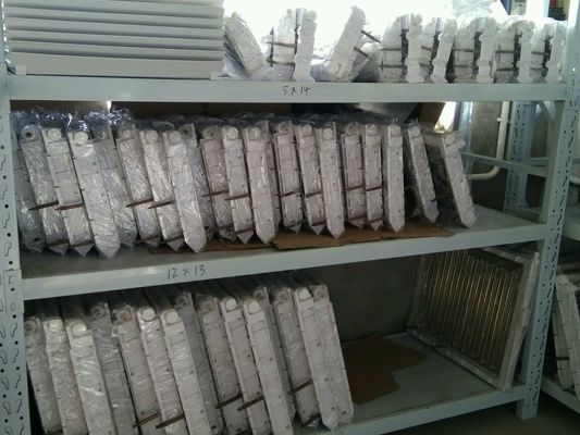 얼음 증발기 큐브 곰팡이 60kg 24hr 높은 생산성 얼음 크기 29mm*29mm*22mm