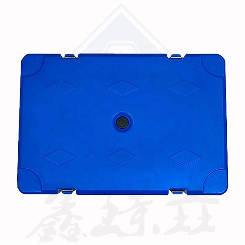 음식점 서비스 긁는 접시 단열 배낭과 커피 병과 함께 점심 상자